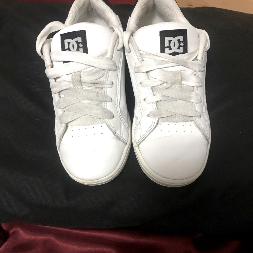 Youth DC shoes